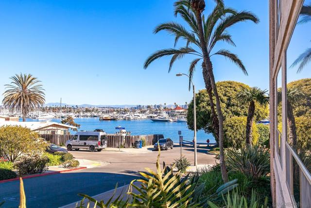 390 San Antonio Ave, Point Loma, California 92106, 2 Bedrooms Bedrooms, ,2 BathroomsBathrooms,Condominium,For Sale,San Antonio Ave,250001421SD