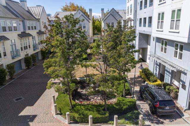 206 Village Lane, Foster City CA: https://media.crmls.org/mediaz/8cd22142-36f0-4bf4-b368-6554d3cb0747.jpg