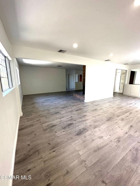 19101 Chase Street, Northridge CA: https://media.crmls.org/mediaz/8cd29485-77a9-4cd1-955a-68d9ca856552.jpg