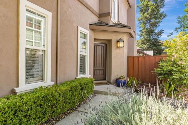 5889 Woodrose Way, Livermore CA: https://media.crmls.org/mediaz/8cd2eee4-66ea-419f-8174-6985a45e4edb.jpg