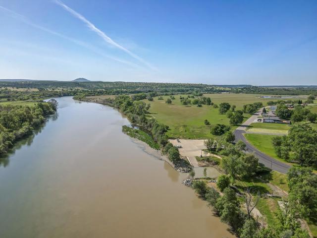 19709 Sweet Brier Place,  CA: https://media.crmls.org/mediaz/8cd42146-687b-4cbf-951e-5ee296ada5d8.jpg