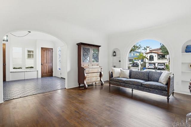 Detail Gallery Image 11 of 75 For 832 San Luis Rey, Coronado,  CA 92118 - 4 Beds | 3/1 Baths