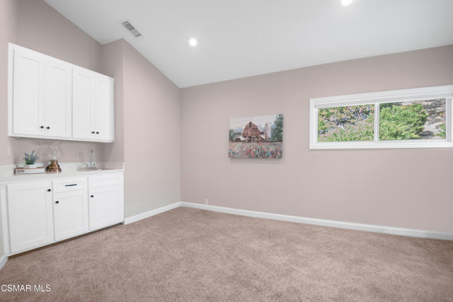 28329 Foothill Drive, Agoura Hills CA: https://media.crmls.org/mediaz/8cd5eeed-d25d-41d4-9c77-4b9a2bcebea5.jpg