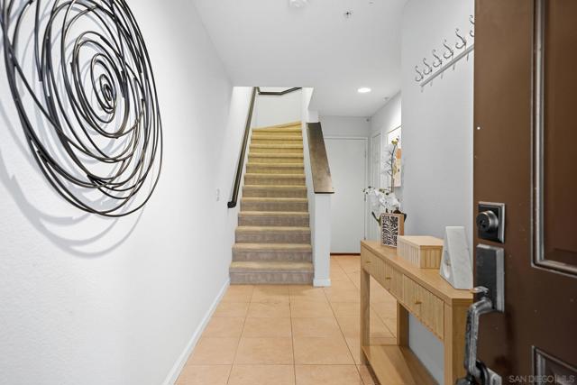 8783 Parkplace Ct, San Diego CA: https://media.crmls.org/mediaz/8cd5f193-0560-4416-a29c-ccb8f8773512.jpg