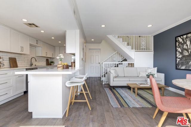 1007 Figueroa Terrace, Los Angeles CA: https://media.crmls.org/mediaz/8cd6e169-bd6e-4bd6-876c-8257caefbf79.jpg