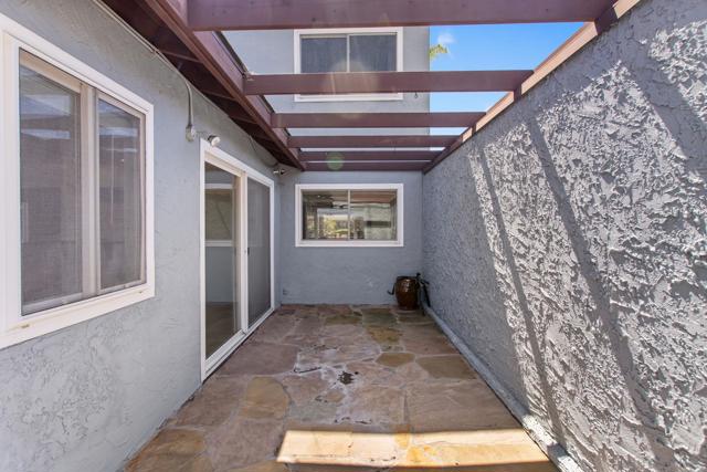 4460 Huggins St, San Diego CA: https://media.crmls.org/mediaz/8cd70a88-fb0e-492e-83e4-d046a6c9de5c.jpg