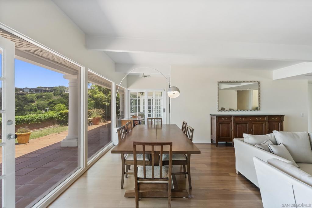 2326 Rue Adriane - photo 8