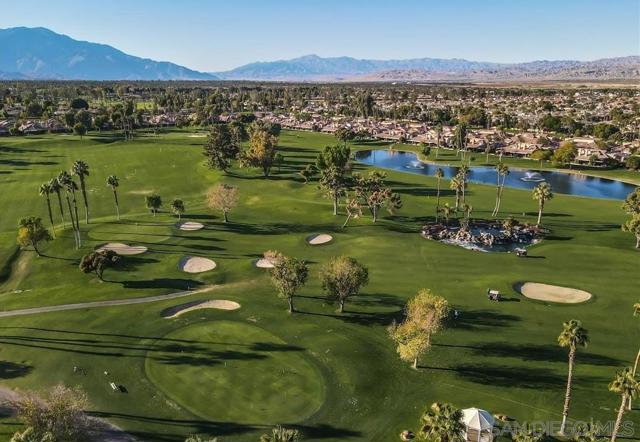 77881 N Woodhaven Dr, Palm Desert CA: https://media.crmls.org/mediaz/8cd85a3c-8d9b-4597-b455-472d8e9a257c.jpg