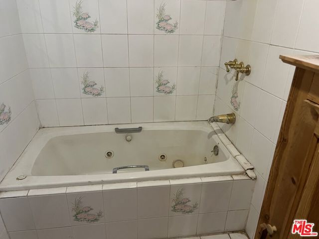 29209 Lakeshore Drive photo 6