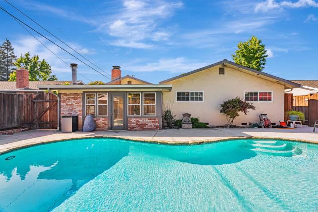 1011 Rawlings Drive, San Jose CA: https://media.crmls.org/mediaz/8cd9e09b-2682-405b-a9ab-756a869c322d.jpg