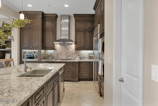 Image 18 of 93 For 6894 Copper Creek Place