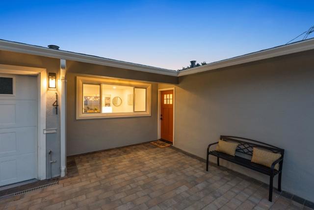 141 Hillcrest Road, San Carlos CA: https://media.crmls.org/mediaz/8cdd2d8e-f0ef-490a-8ee7-0d7e81635ca2.jpg