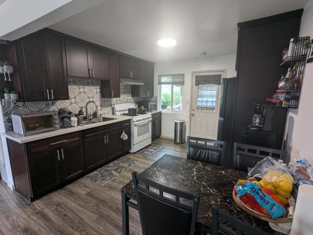 250 Schafer Road, Hayward CA: https://media.crmls.org/mediaz/8cdde231-8c37-4876-94d5-4e517c3f45a0.jpg