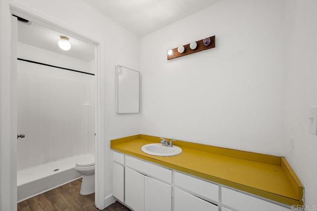 Image 20 of 43 For 1621 Hotel Circle E131
