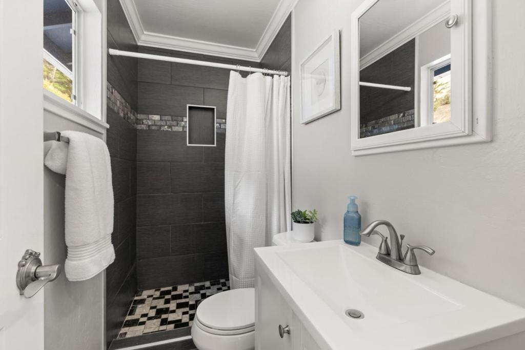 8Cde9E78 0D13 4B39 91D7 B2F97C1Fcb4F 1048 Banyan Way, Pacifica, Ca 94044 &Lt;Span Style='BackgroundColor:transparent;Padding:0Px;'&Gt; &Lt;Small&Gt; &Lt;I&Gt; &Lt;/I&Gt; &Lt;/Small&Gt;&Lt;/Span&Gt;