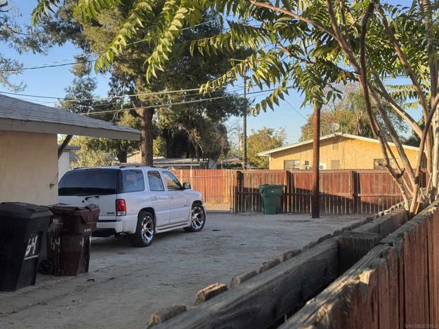 26364 San Jacinto St, Hemet, California 92543, ,Multi-Family,For Sale,San Jacinto St,240028452SD