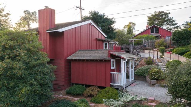 0 Crespi 2 NE of Flanders Way, Carmel CA: https://media.crmls.org/mediaz/8ce009be-0a0f-427d-9f26-69ea489affde.jpg