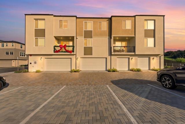 Image 36 of 54 For 796 Makani Street 3