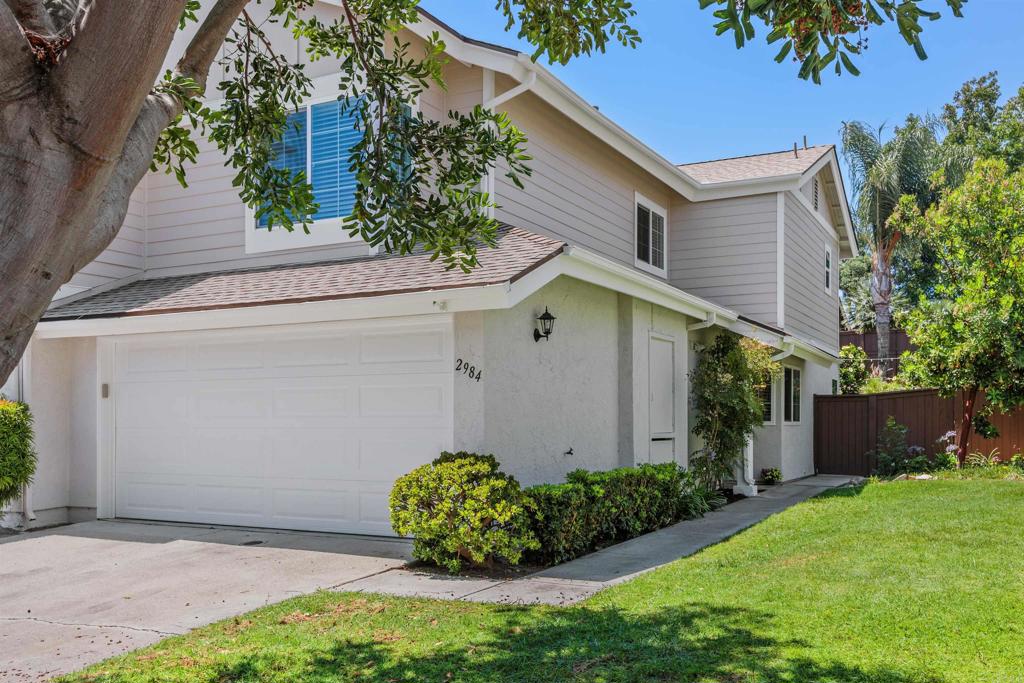 2984 Lexington Cir