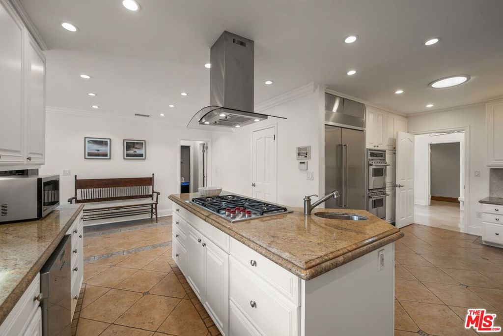 MLS #26864437 image #26