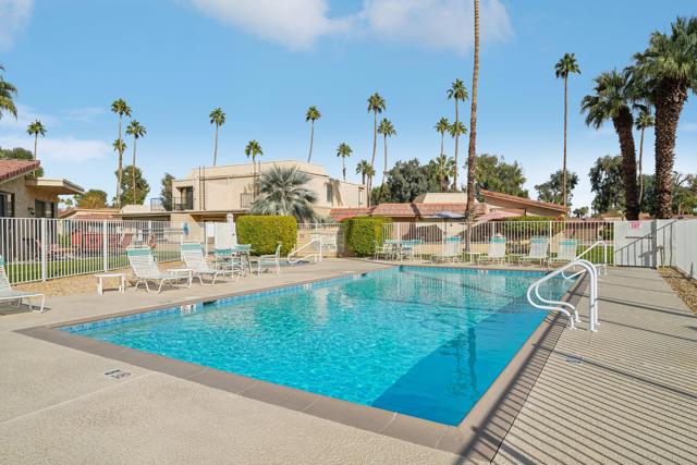 68559 Paseo Real, Cathedral City CA: https://media.crmls.org/mediaz/8ce20516-ec1e-4d68-9bb8-e0f6c55fcbfb.jpg