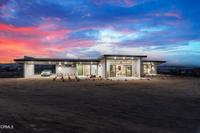 61464 Melton Trail, Joshua Tree CA: https://media.crmls.org/mediaz/8ce366f4-cff9-4201-9190-1c39621ed30a.jpg