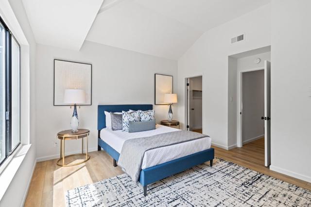 112 Galewood Circle, San Francisco CA: https://media.crmls.org/mediaz/8ce50e37-0424-41b3-9772-46cb8bc5dc27.jpg