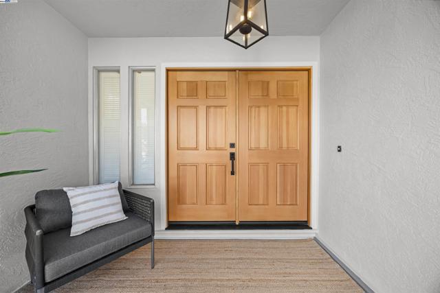 1748 Wesley Ave, El Cerrito CA: https://media.crmls.org/mediaz/8ce62d09-6541-4233-be04-f7a024b7a165.jpg