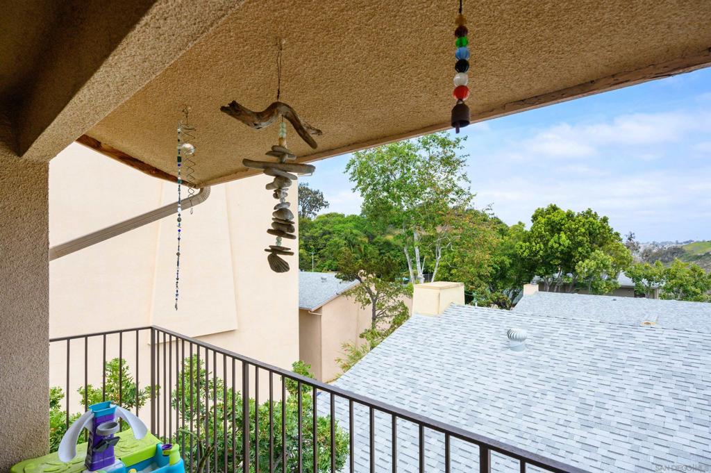 4266 6th - photo 20