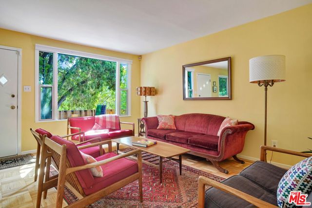 1865 UPPERTON Avenue, Los Angeles CA: https://media.crmls.org/mediaz/8ce75ef4-8cc5-472d-ada0-1b658f0645bc.jpg
