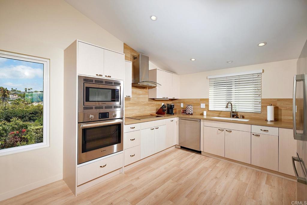 561 Sierra Avenue - photo 19