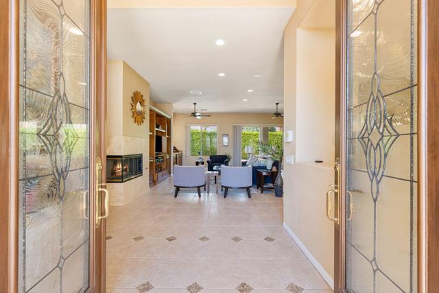 1691 Ponderosa Way, Palm Springs CA: https://media.crmls.org/mediaz/8ce881b1-5e42-44ac-b727-845b00b92dd3.jpg