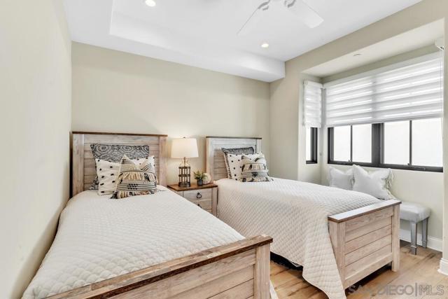 726 Silver Street, La Jolla CA: https://media.crmls.org/mediaz/8ce9d234-34e8-4235-8387-e5fbc9f9e40d.jpg