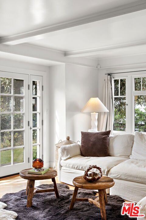 308 Windward Avenue photo 9