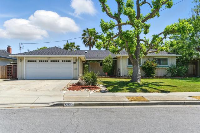 5222 Keystone Drive, Fremont CA: https://media.crmls.org/mediaz/8ce9e382-de7c-4835-b11e-af5f3ad62f63.jpg