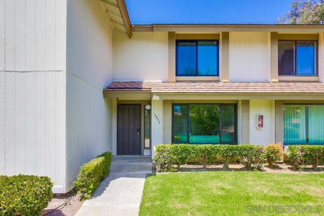 9855 Guisante Terrace, San Diego CA: https://media.crmls.org/mediaz/8cea5f72-fe42-4295-97a0-95418b167d24.jpg