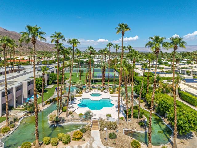 2696 S Sierra Madre, Palm Springs CA: https://media.crmls.org/mediaz/8ceaf14f-d66e-47a4-a140-ae37e5e4e03e.jpg
