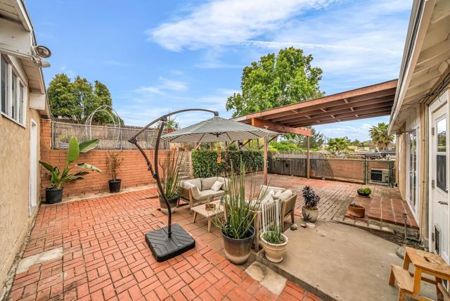 7200 Colony Rd, La Mesa CA: https://media.crmls.org/mediaz/8ceb0b0a-3042-4e0f-86d4-ad1a919af217.jpg