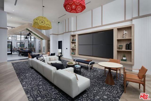 1700 Fasana Road, Duarte CA: https://media.crmls.org/mediaz/8ceb1d52-f7c0-41d8-906e-c916a824aa6a.jpg