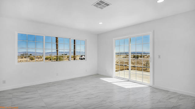 Image 9 of 31 For 943 Pelican Island Court