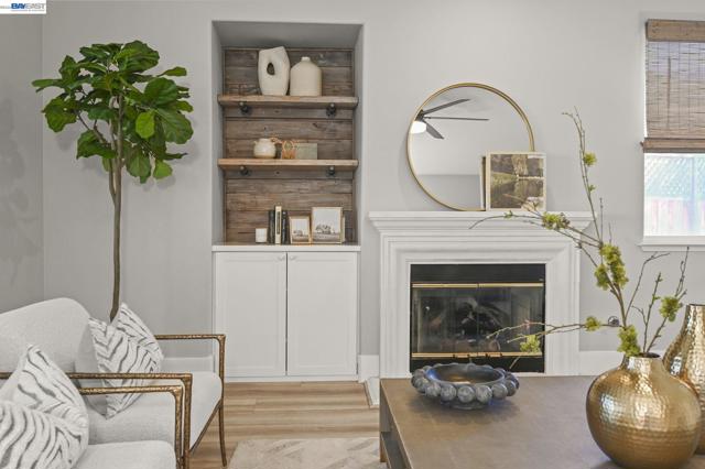 9 Cross Bridge Pl, Danville CA: https://media.crmls.org/mediaz/8ceb9c34-7a64-42e0-8387-186a3b4235ea.jpg