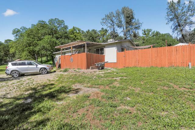 16522 Stagecoach, Corning CA: https://media.crmls.org/mediaz/8cec8a71-b689-4b44-9827-cd1dc14074c8.jpg