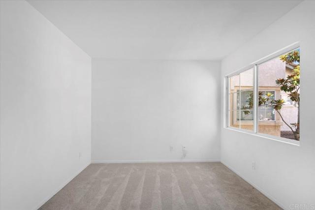 Detail Gallery Image 30 of 44 For 1275 Natoma Way #B,  Oceanside,  CA 92057 - 3 Beds | 2/1 Baths