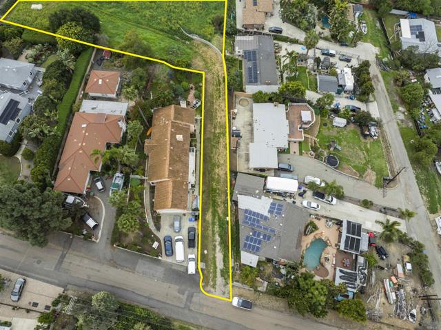 Detail Gallery Image 6 of 9 For 1683 Watson Way, Vista,  CA 92083 - – Beds | – Baths