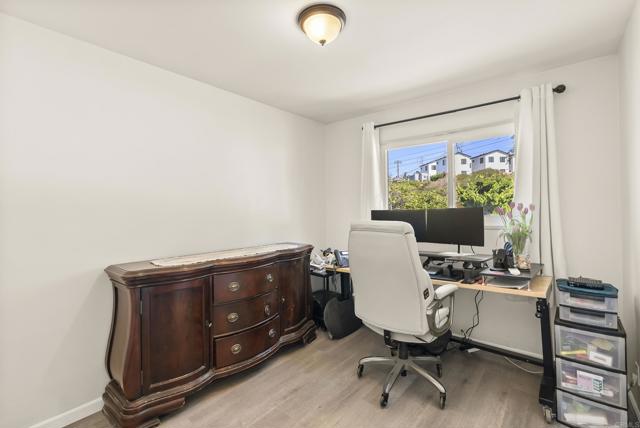 Detail Gallery Image 21 of 29 For 4657 Chateau Pl, San Diego,  CA 92117 - 3 Beds | 1 Baths