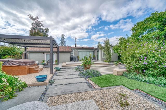 2618 Brewster Avenue, Redwood City CA: https://media.crmls.org/mediaz/8ceef45a-b9c1-4e94-81c7-2d5d77963441.jpg