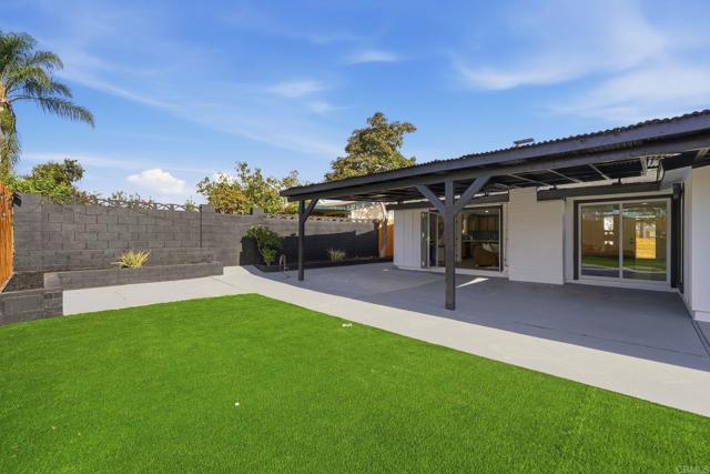 Detail Gallery Image 37 of 42 For 2828 Mission Village Dr, San Diego,  CA 92123 - 4 Beds | 3 Baths