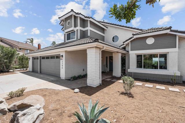 1795 Fuerte Estates Drive, El Cajon CA: https://media.crmls.org/mediaz/8cf0b72d-df06-4120-80ba-d4997daf1940.jpg