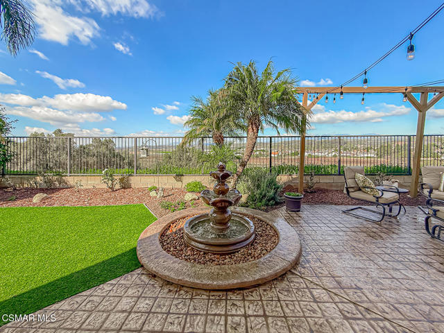 11535 Northdale Drive, Moorpark CA: https://media.crmls.org/mediaz/8cf0c993-1ef4-42b0-861f-ef170986295e.jpg