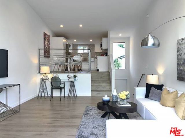 2211 GRIFFITH PARK, Los Angeles CA: https://media.crmls.org/mediaz/8cf18043-fee8-4df7-81e9-8ea493571a64.jpg